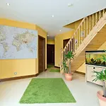 Moorepark West House Habitación en casa particular